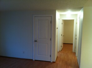 736 22nd St NE in Auburn, WA - Foto de edificio - Building Photo