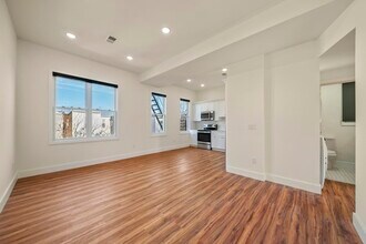 216 Dodd St in Weehawken, NJ - Building Photo - Building Photo