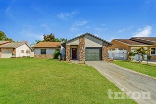 2813 Whippet Ct in Orlando, FL - Building Photo