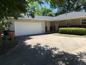 5705 McCarthy Cir in Austin, TX - Building Photo - Building Photo