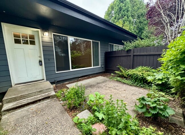 4610 SE 29th Ave in Portland, OR - Building Photo - Building Photo
