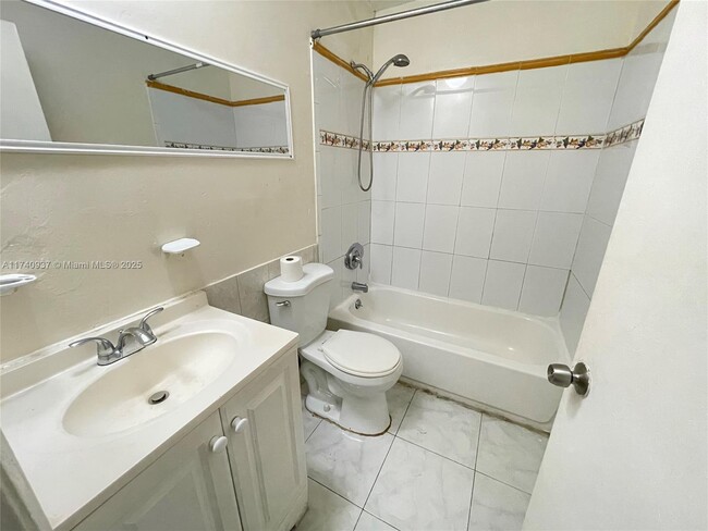 1520 NE 3rd Ave in Fort Lauderdale, FL - Building Photo - Building Photo