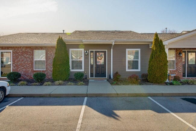 property at 1040 Charlie Daniels Pkwy