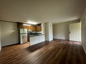 400 Cranbrook Ave SE in Valdese, NC - Building Photo - Building Photo