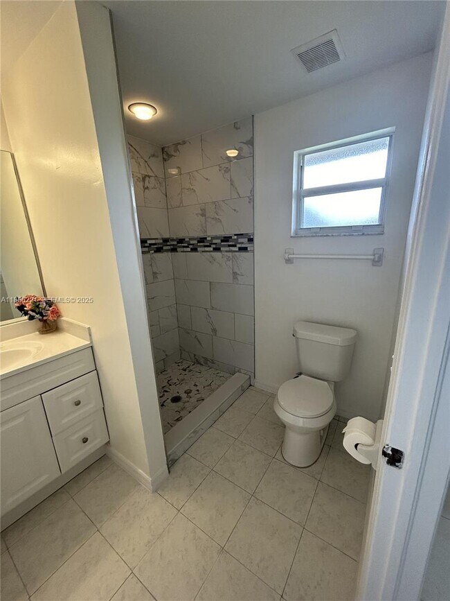 property at 2422 Vernon Ave S