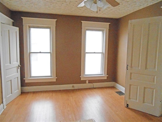 2210 W 4th St, Unit 2210 W 4th Street #1 in Davenport, IA - Foto de edificio - Building Photo