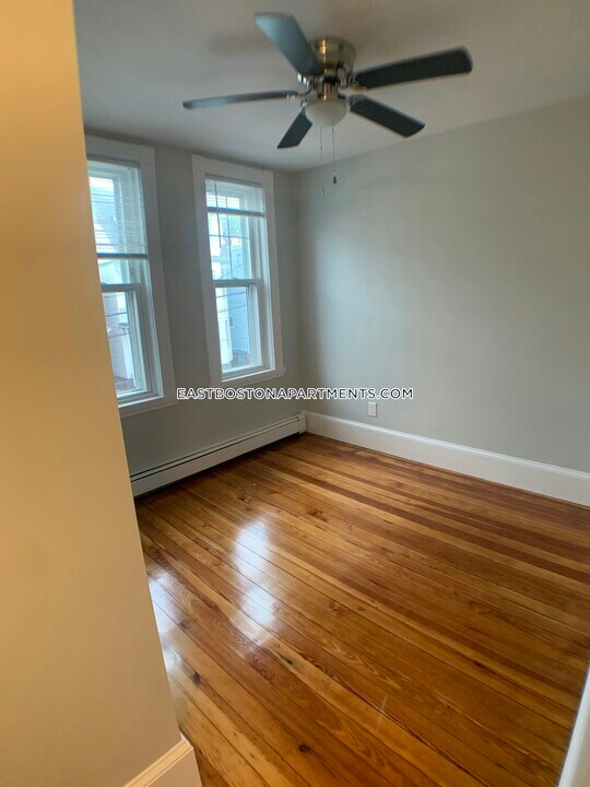 114 Falcon St, Unit 2 in Boston, MA - Building Photo