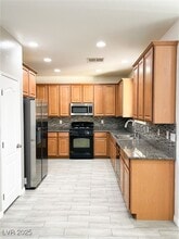 7727 Peaceful Trellis Dr in Las Vegas, NV - Building Photo - Building Photo