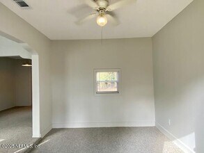 2162 Allandale Cir N in Jacksonville, FL - Building Photo - Building Photo