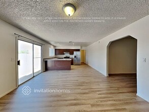 6919 W Vogel Ave in Peoria, AZ - Building Photo - Building Photo