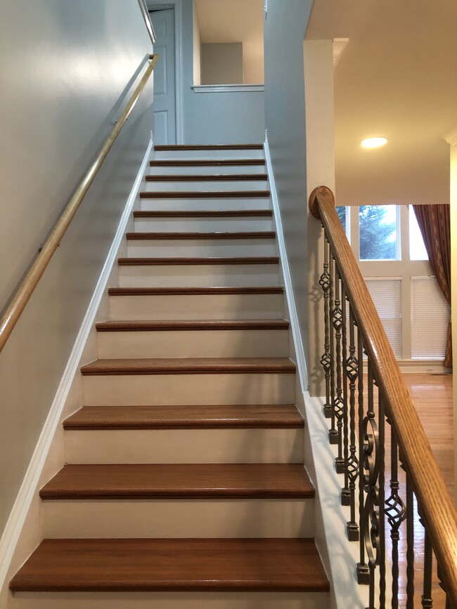 property at 9719 Glen Eden Ct