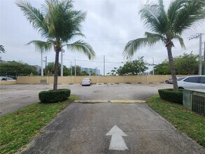19600 SW 110th Ct in Cutler Bay, FL - Building Photo - Building Photo