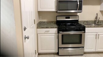 712 Shawmut Ave, Unit 2 in Boston, MA - Building Photo