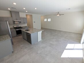 10947 Cheshire Wds Ave in Las Vegas, NV - Building Photo - Building Photo