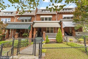 415 Gallatin St NW in Washington, DC - Building Photo