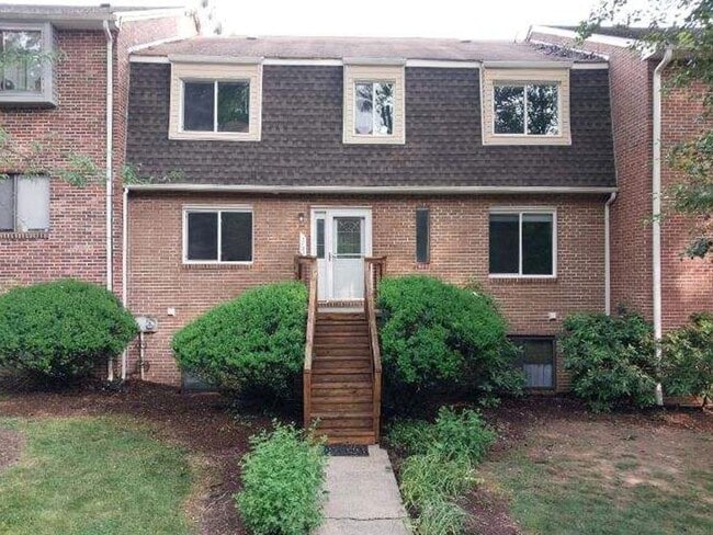 property at 1731 Donlee Dr