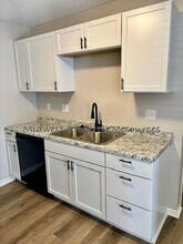 503 NE Austin St in Oak Grove, MO - Building Photo - Building Photo