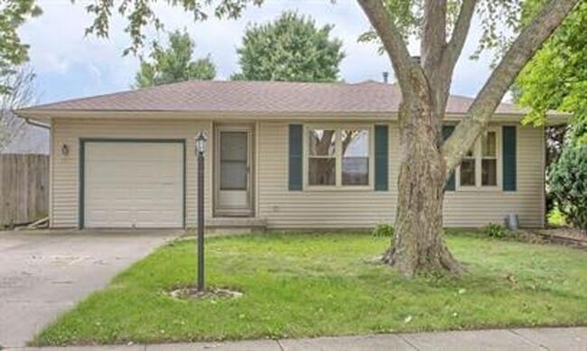 property at 2805 Clayton Blvd