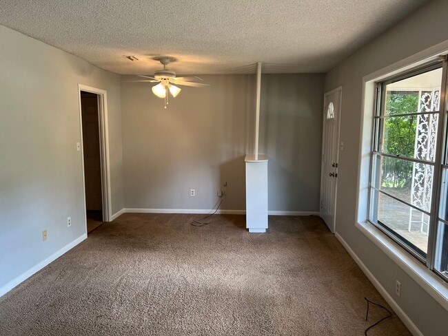 205 Morgan Ln in Enterprise, AL - Building Photo - Building Photo