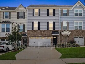 333 Amber Acorn Ave in Raleigh, NC - Building Photo