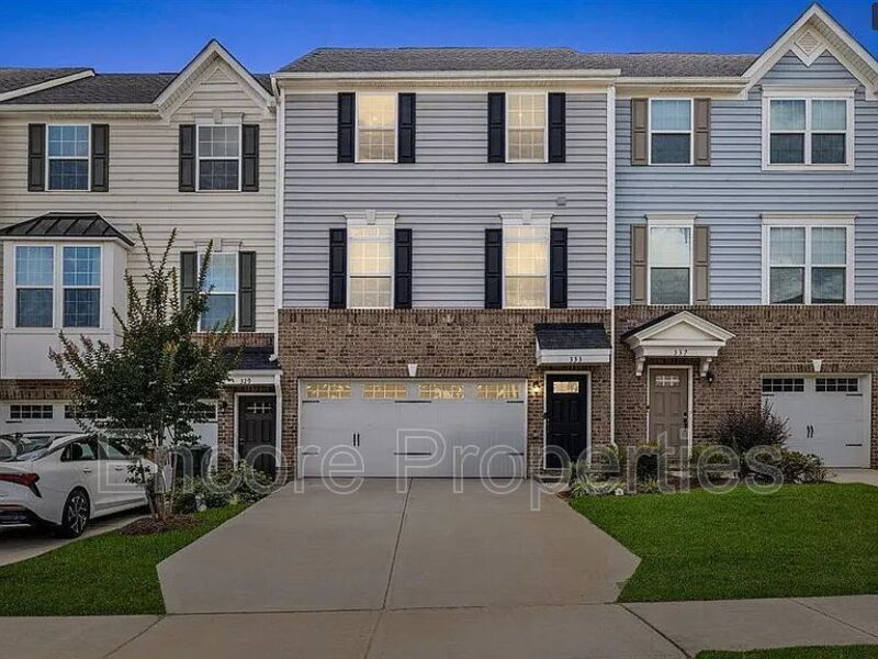 333 Amber Acorn Ave in Raleigh, NC - Building Photo