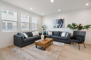 2717 Everly Dr in San Diego, CA - Building Photo