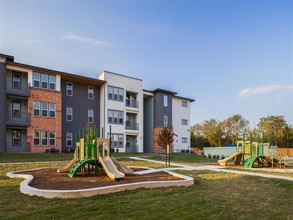 Sienna Pointe in San Marcos, TX - Building Photo - Building Photo