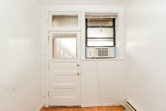 820 W Waveland Ave, Unit J03W in Chicago, IL - Building Photo - Building Photo