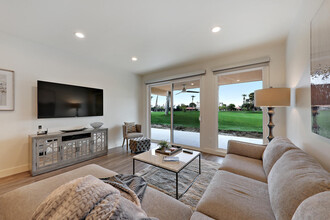 36 Sunrise Dr in Rancho Mirage, CA - Foto de edificio - Building Photo