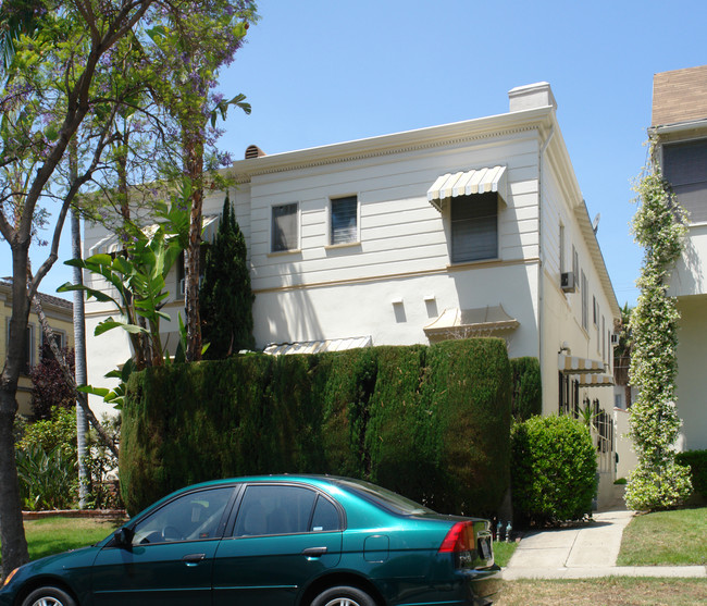 163 N Lapeer Dr in Beverly Hills, CA - Building Photo - Building Photo