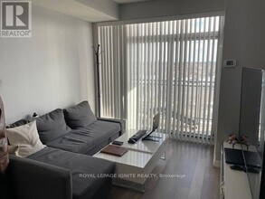 9506-9506 Markham Rd in Markham, ON - Building Photo - Building Photo