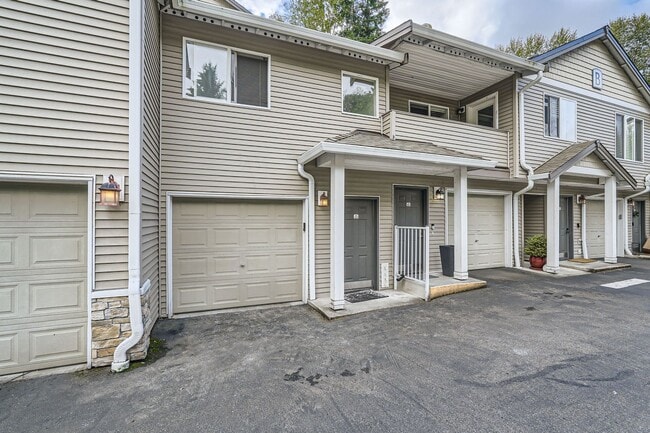 14335 Simonds Rd NE in Kirkland, WA - Building Photo - Building Photo