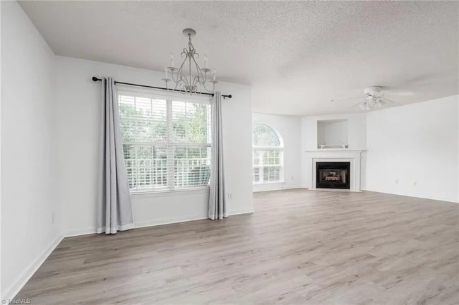 125 James Rd, Unit Unit 2B in High Point, NC - Building Photo - Building Photo