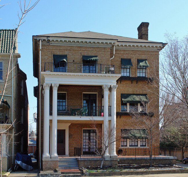 2600 Monument Ave in Richmond, VA - Building Photo - Building Photo