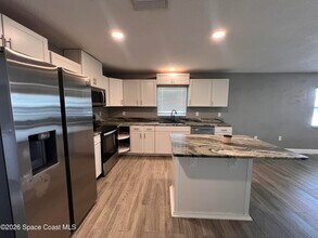 741 Frisco St SE in Palm Bay, FL - Building Photo - Building Photo