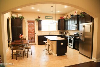 111 Pettigrove Dr in Youngsville, LA - Building Photo - Building Photo