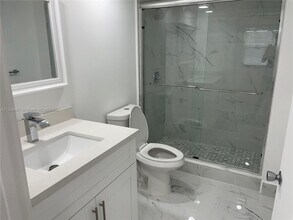 12650 SW 6th St-Unit -412K in Pembroke Pines, FL - Foto de edificio - Building Photo