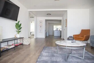 166 Willow Ave in New Braunfels, TX - Building Photo - Building Photo