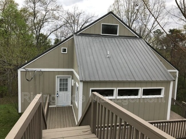 2208 Mountain View Rd in Birmingham, AL - Building Photo - Building Photo