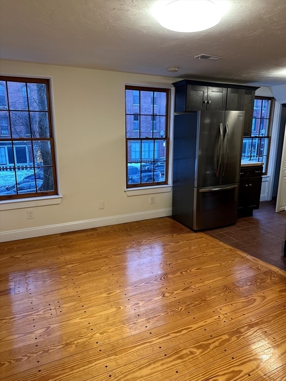 300 Main St in Southbridge, MA - Foto de edificio - Building Photo