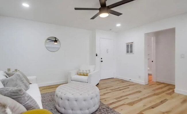 property at 7858 Cowles Mountain Ct