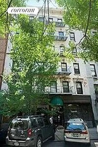 210 E 21st St in New York, NY - Foto de edificio - Building Photo