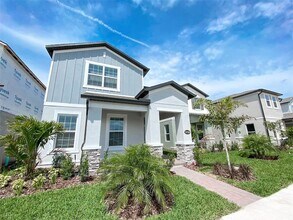 12796 Brodlove Ln in Oakland, FL - Foto de edificio - Building Photo