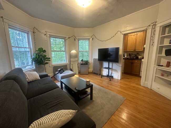 property at 156 Magazine St