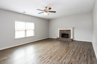 191 Camellia Way in Dallas, GA - Building Photo - Building Photo