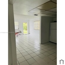 6237 Polk St in Hollywood, FL - Building Photo - Building Photo