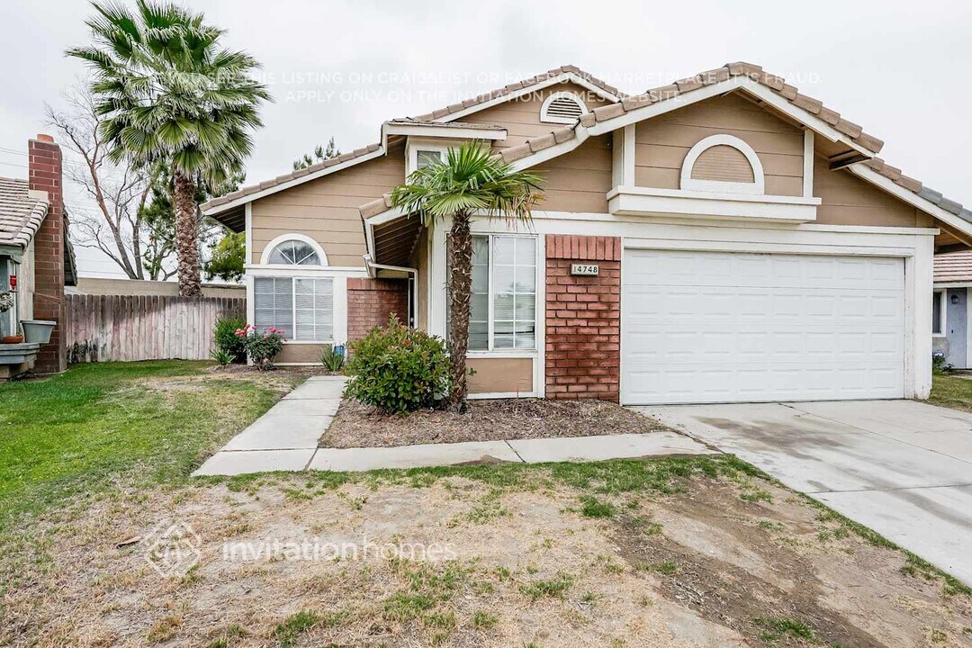 14748 Westward Dr in Fontana, CA - Building Photo