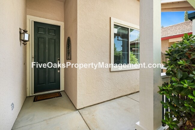885 Rathbone Cir in Folsom, CA - Building Photo - Building Photo