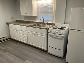 27 Berwin St in Johnson City, NY - Building Photo - Building Photo