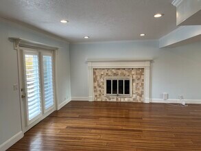 3934 Bingham Creek Dr in West Jordan, UT - Building Photo - Building Photo